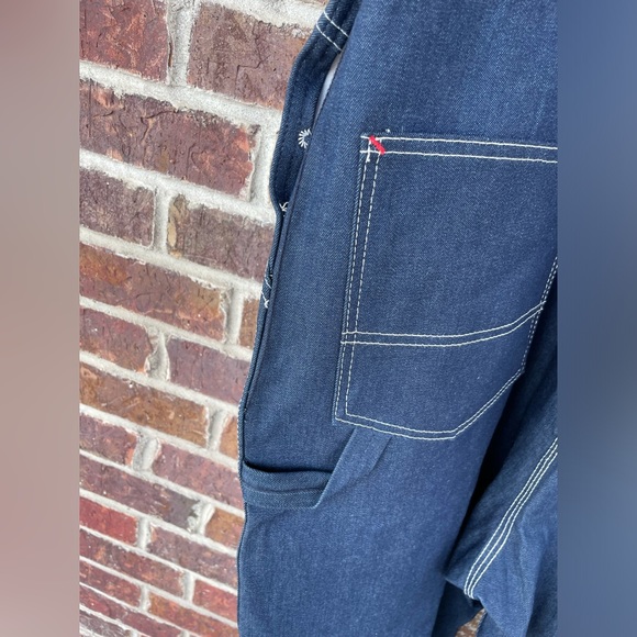 NWT Men’s Round House Dark Wash Carpenter Style Zipper Fly Overalls Size 48x30 - Picture 7 of 15